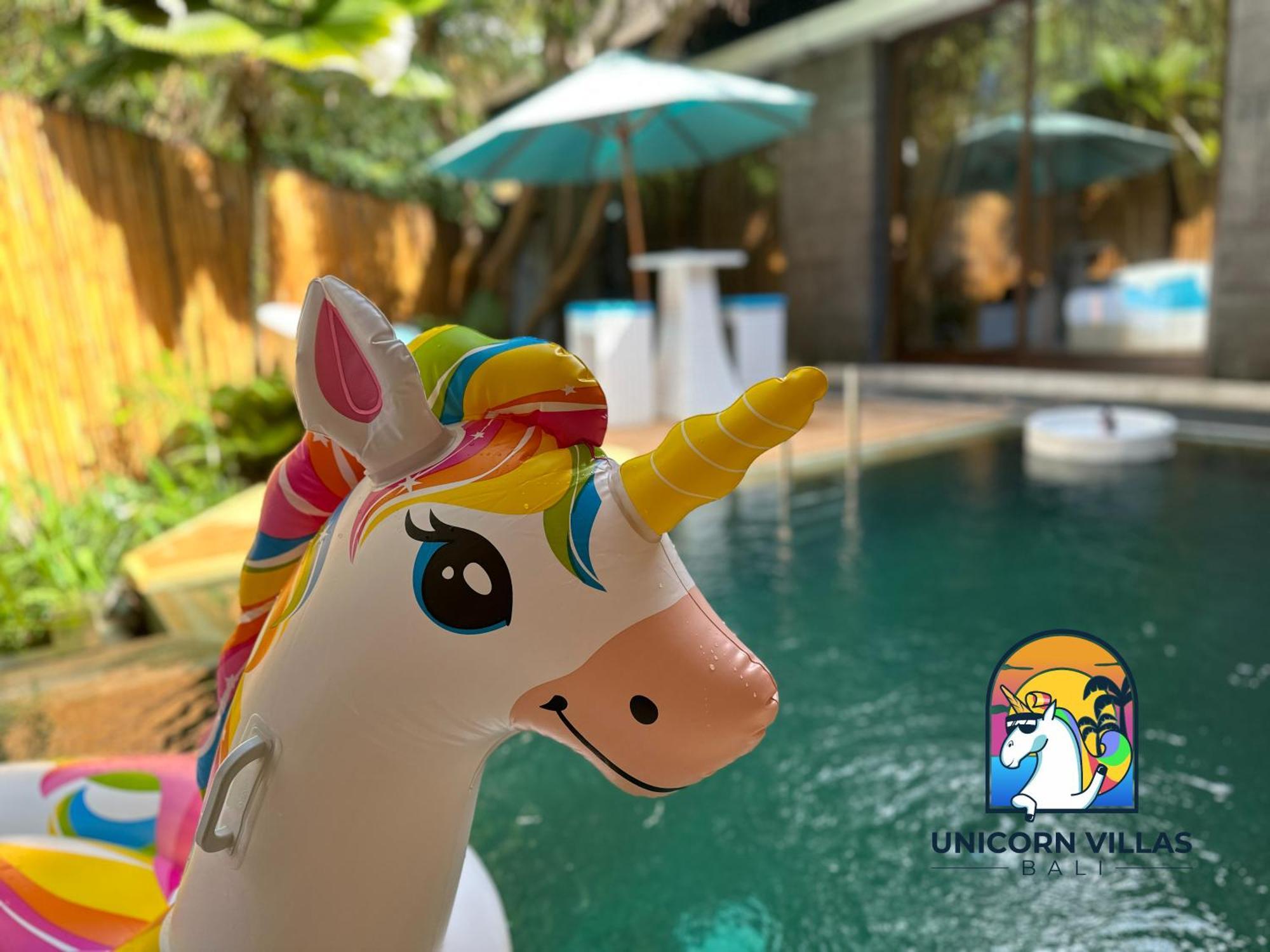 Villa Di Sawah - By Unicorn Villas Bali เกอโรโบกัน ภายนอก รูปภาพ
