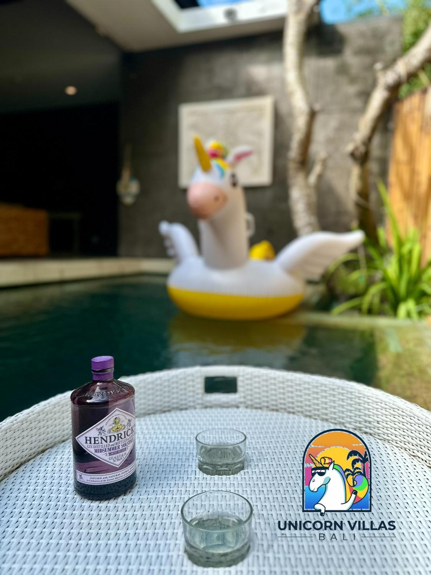 Villa Di Sawah - By Unicorn Villas Bali เกอโรโบกัน ภายนอก รูปภาพ